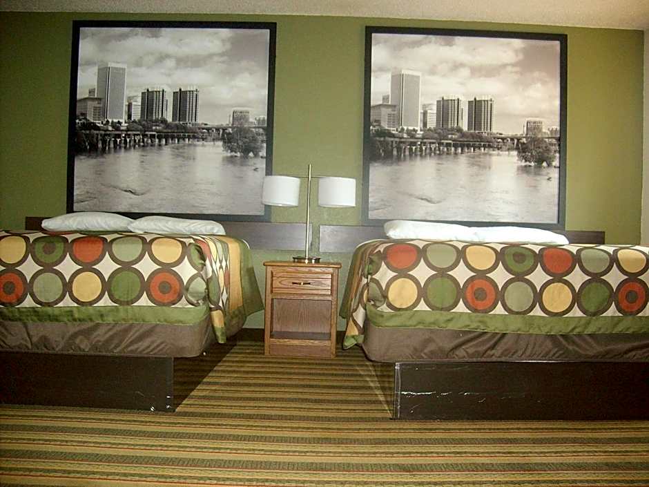 Super 8 by Wyndham Richmond/Chamberlayne Rd