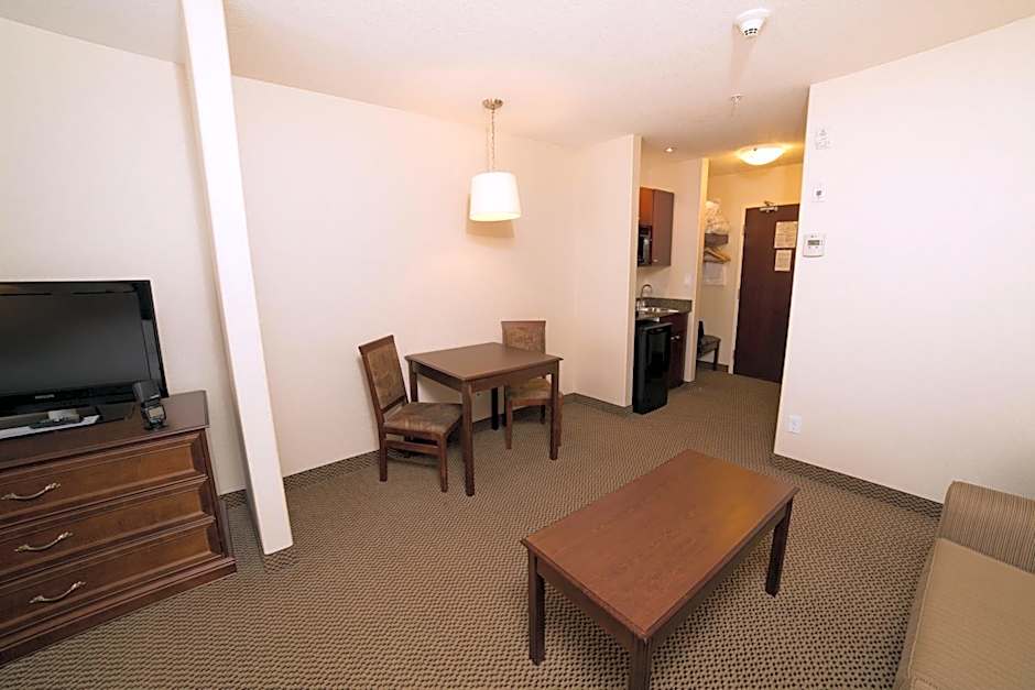 Holiday Inn Express Hotel & Suites - Slave Lake By IHG