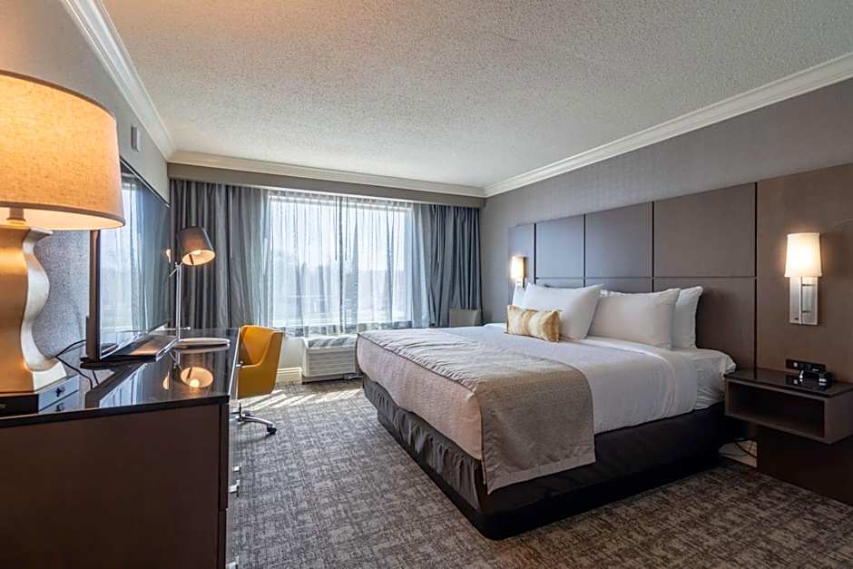 Best Western Premier Airport/Expo Center Hotel