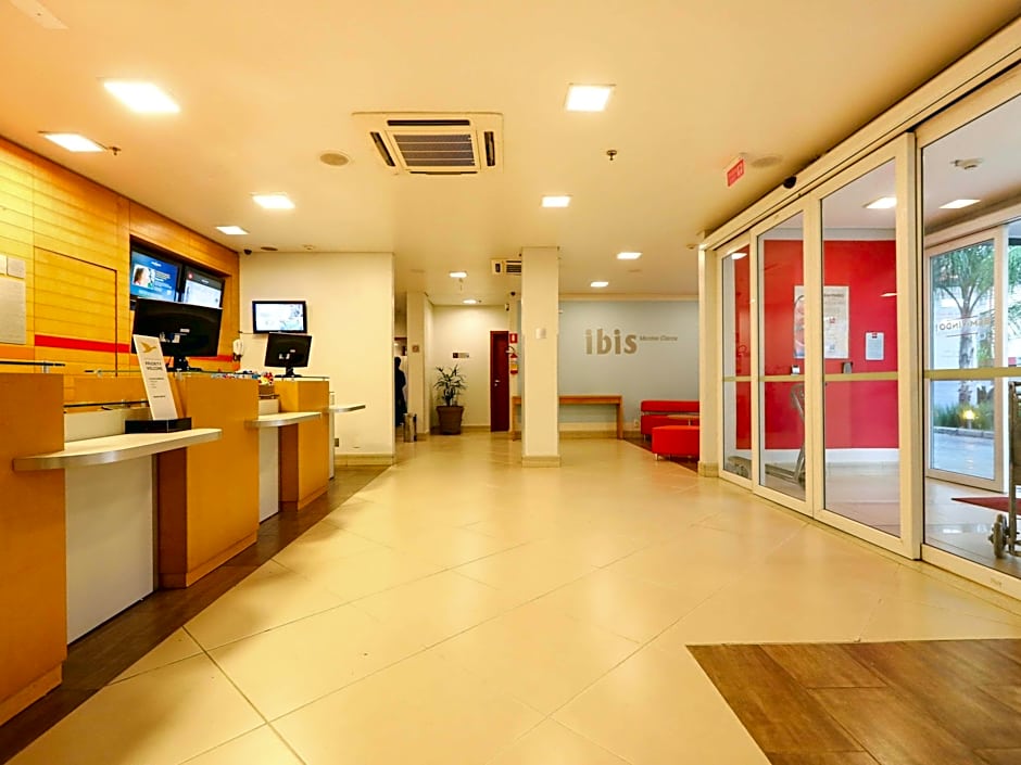 ibis Montes Claros Shopping