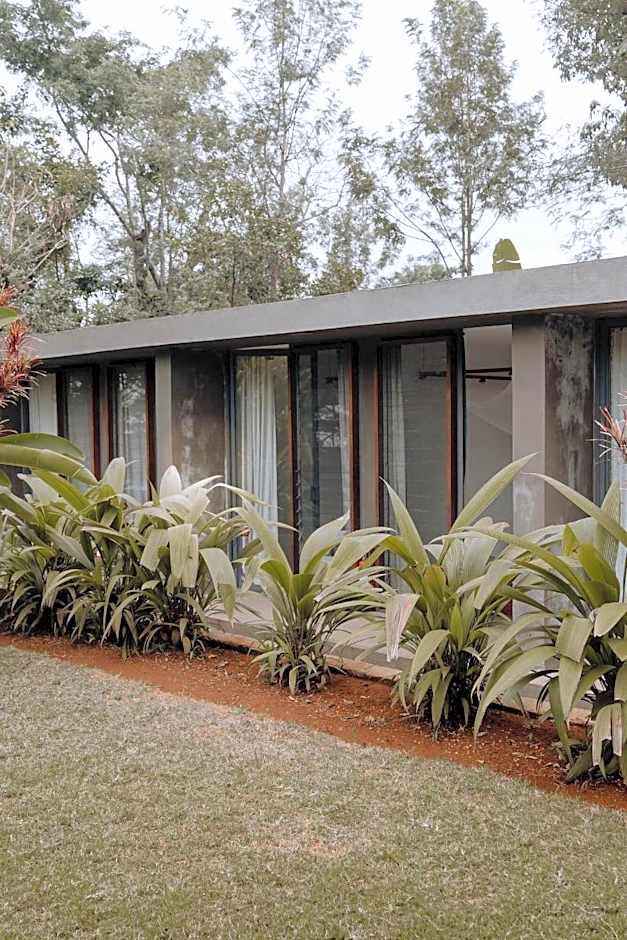 Kaliwa Lodge