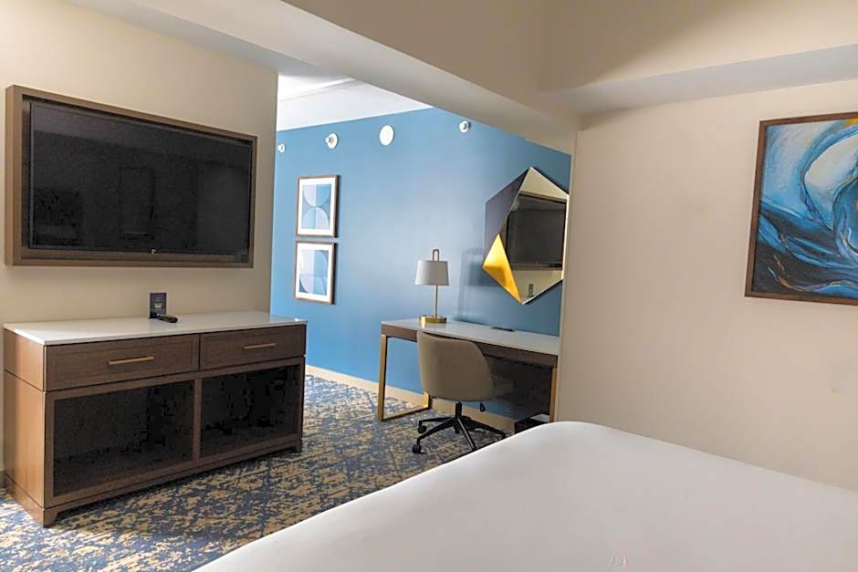 DoubleTree By Hilton Tinton Falls Eatontown