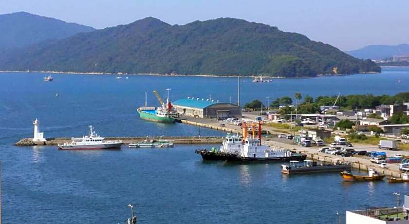 Toyoko Inn Tokuyama-Eki Shinkansen-Guchi