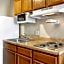 Extended Stay America Select Suites - Wichita - Airport