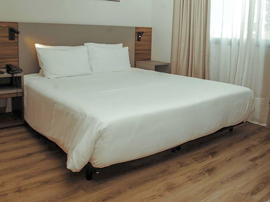 Mercure Curitiba Batel