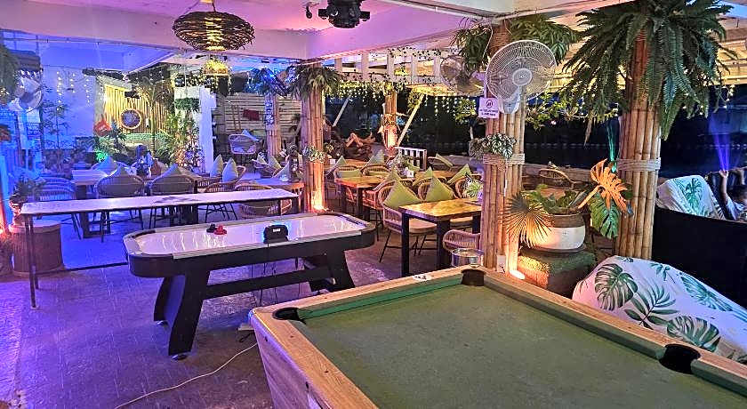 Hideout Hostel