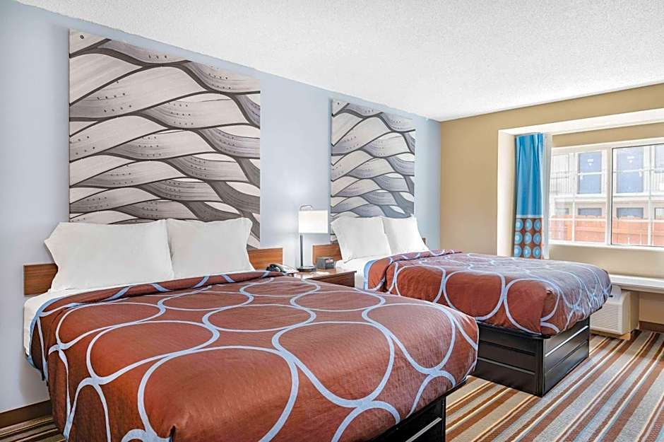 Super 8 by Wyndham Joliet