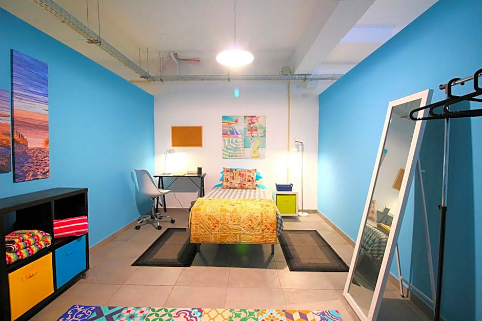 The Waves Hostel by Amazing Madeira