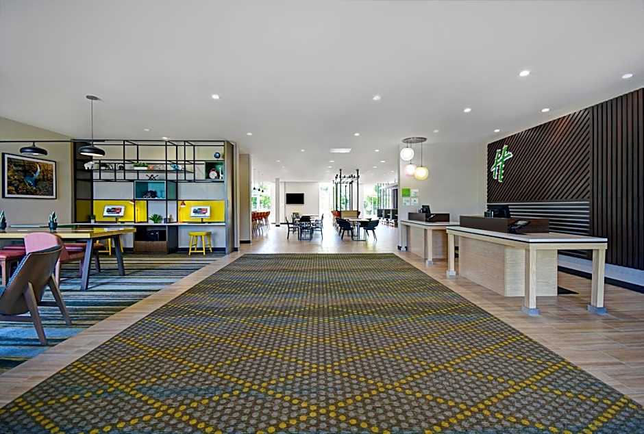 Holiday Inn Grand Rapids North By IHG