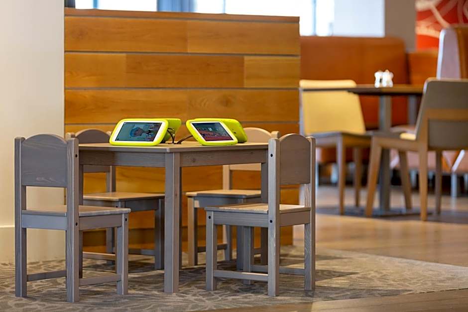 Holiday Inn London Brentford Lock By IHG