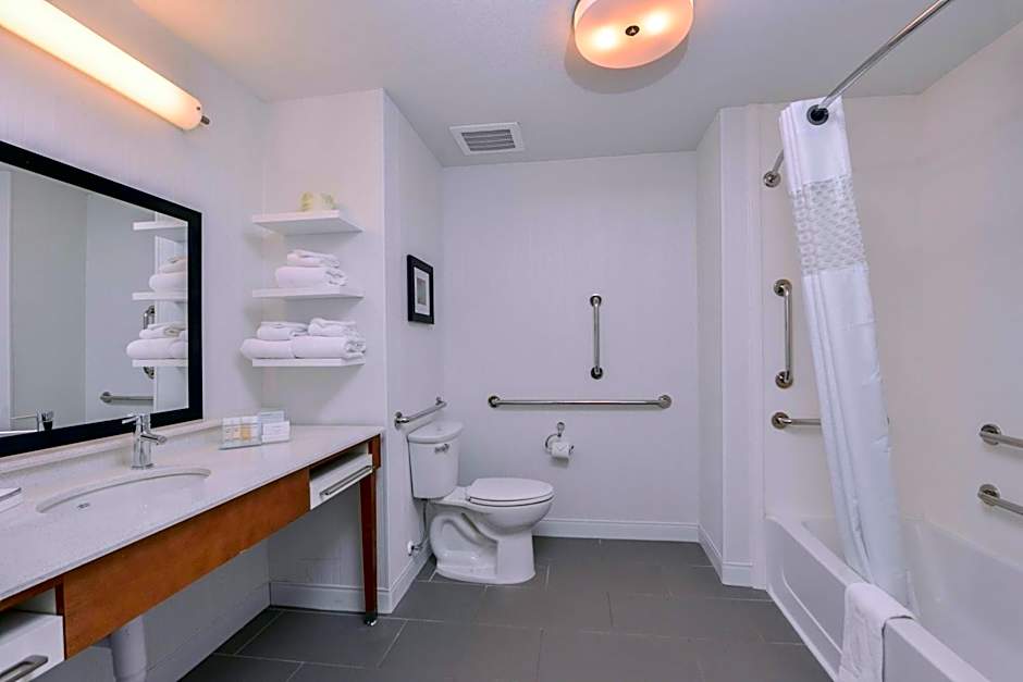 Hampton Inn and Suites Altoona-Des Moines by Hilton