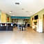 Moulton Inn & Suites By OYO