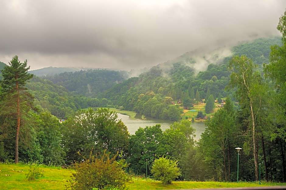 Osrodek Wypoczynkowy " BIESZCZADY"
