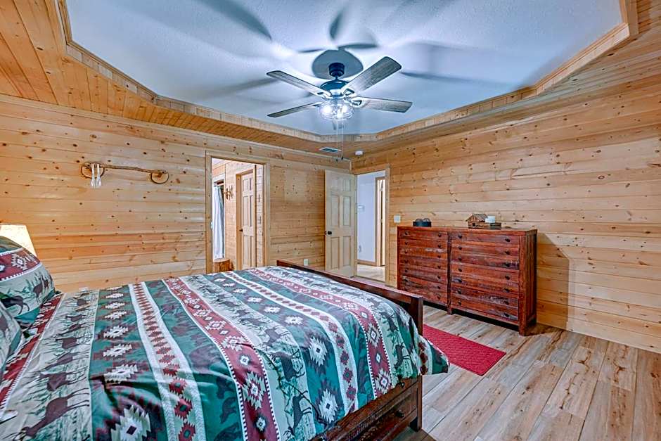 Smoky Mountain Cabin with Camping Area and Fire Pit!