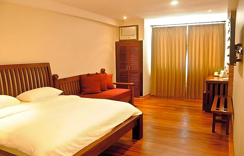 Mango Valley Hotel 1