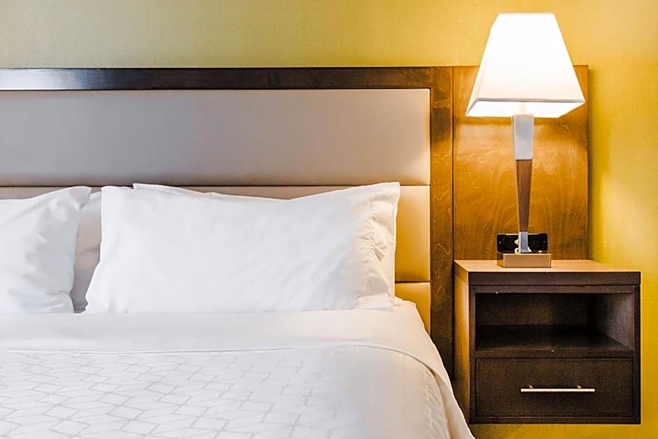 Candlewood Suites West Edmonton - Mall Area By IHG