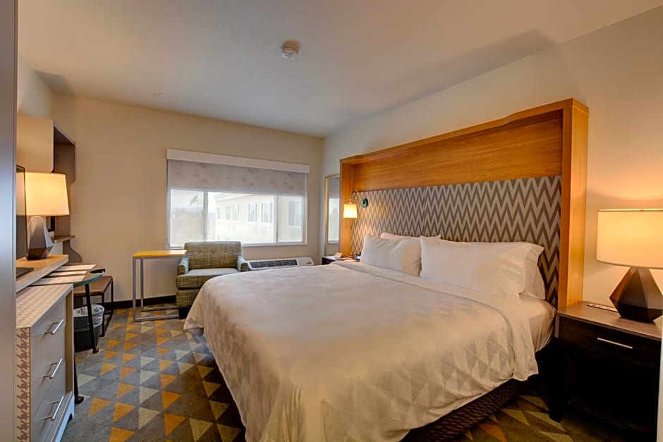 Holiday Inn - Salem by IHG