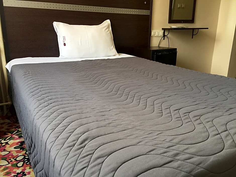 Hotel Oz Yavuz