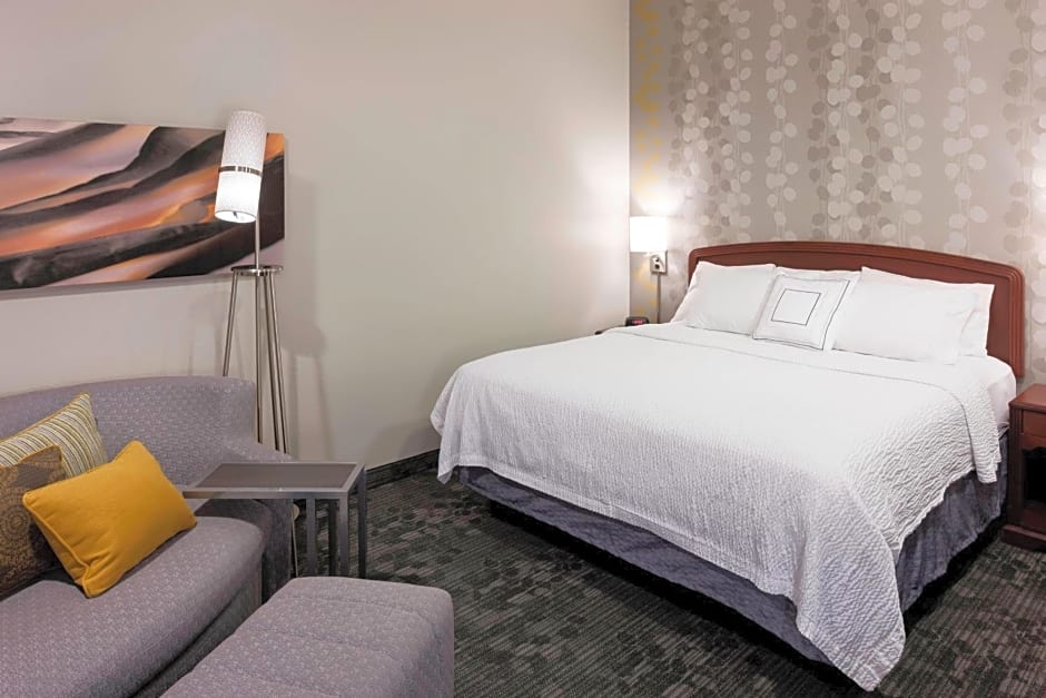 Courtyard by Marriott Wichita East