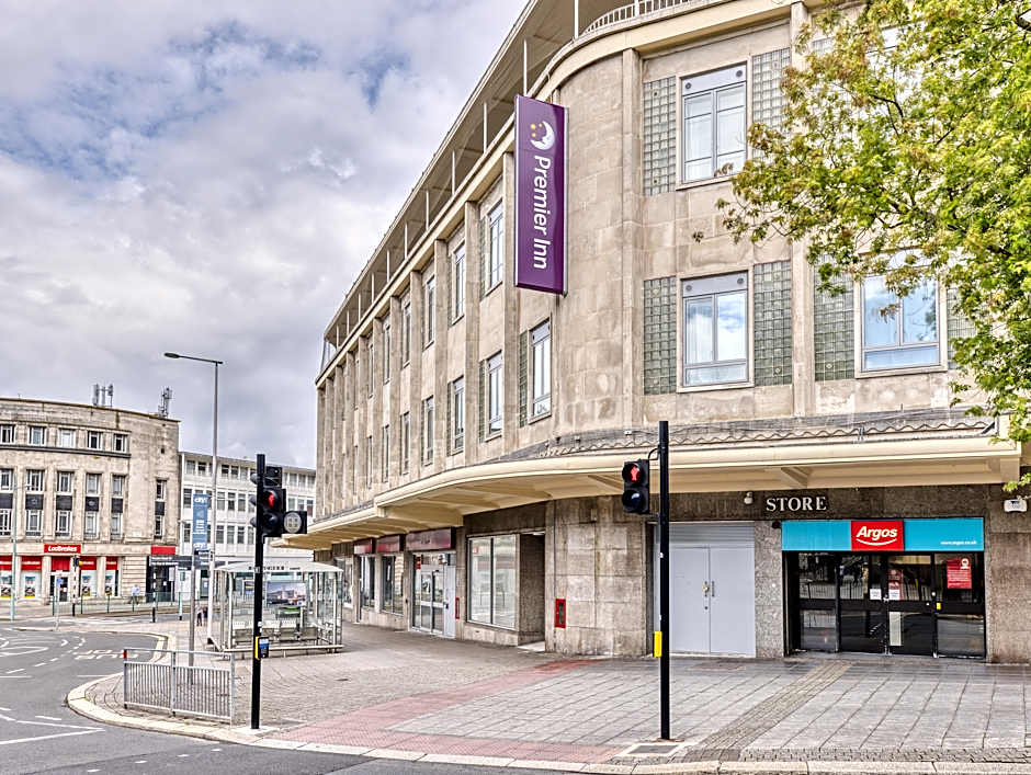 Premier Inn Plymouth City Centre - Derry's Cross