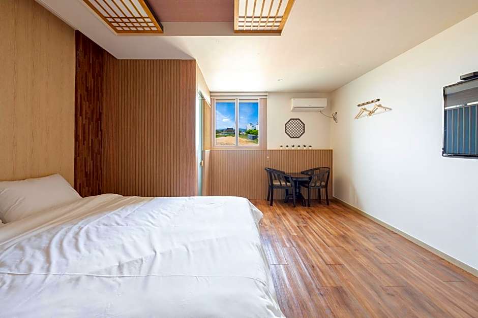 Gyeongju Hotel Check-in Bulguk