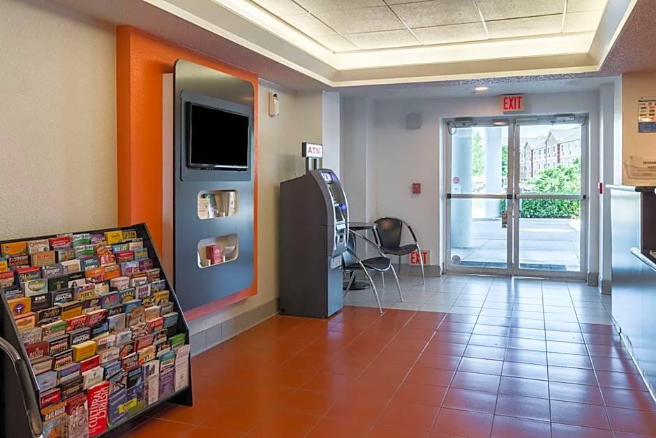 Motel 6 Irving, TX - DFW Airport North