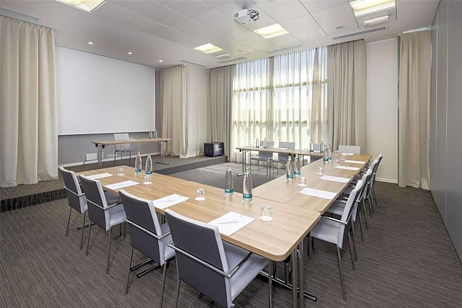 Best Western Premier Chc Airport