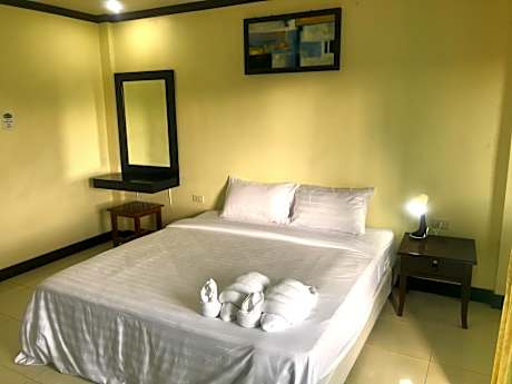 Parisia House