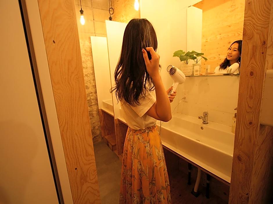 Ishigaki Guesthouse HIVE