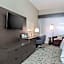 DoubleTree by Hilton Evansville