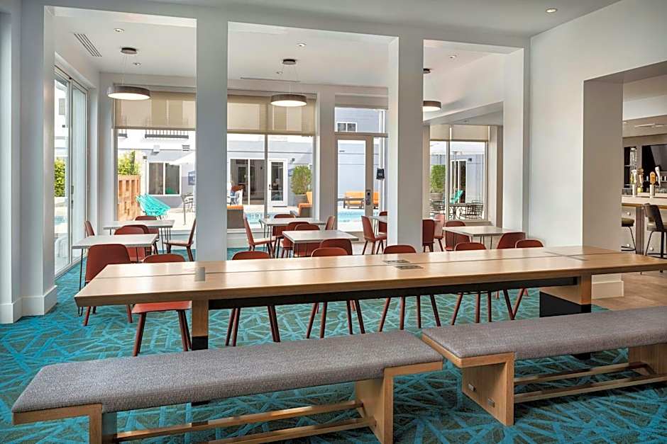 Aloft by Marriott Mountain View