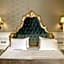 Royal Grand Hotel