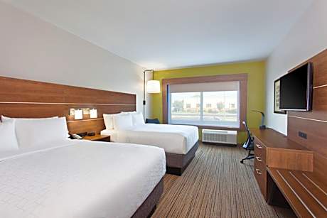 Standard Queen Room with Two Queen Beds - Communications Accessible