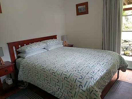 Deluxe Double Room with Shower