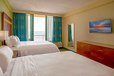Standard Queen Room with Two Queen Beds and Ocean View