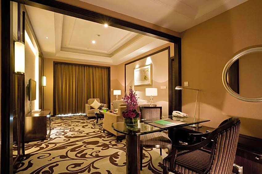 Howard Johnson Tongfang Plaza Zhuji