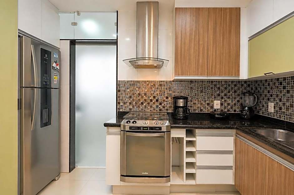 Comfortable 3 Bedrooms: Side Sea View