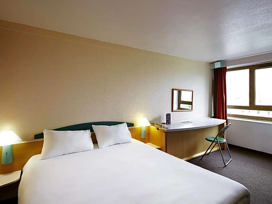 ibis Marne la Vallee Champs