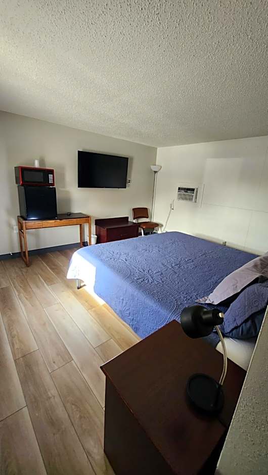 Golden Arrow Motel
