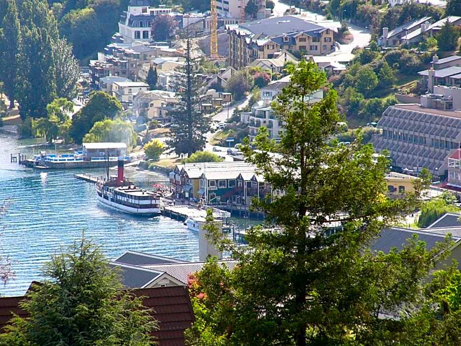 Balmoral Lodge