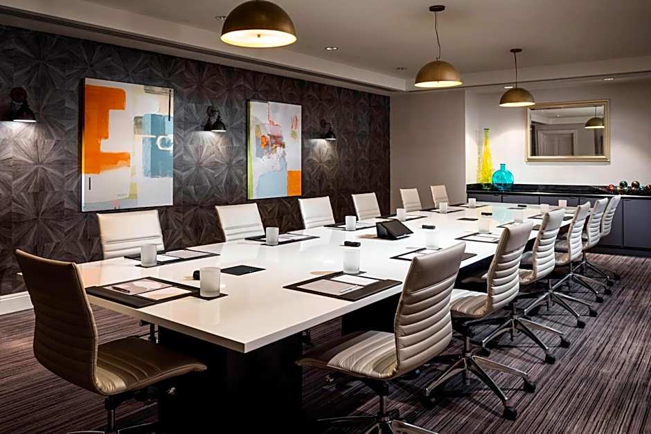 Renaissance by Marriott Providence Downtown Hotel