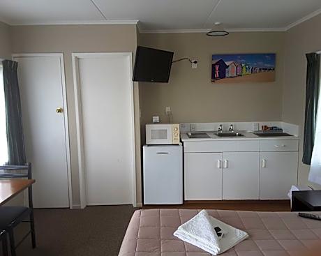 Studio with Kitchenette