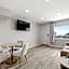 Pink Champagne Boutique Motel