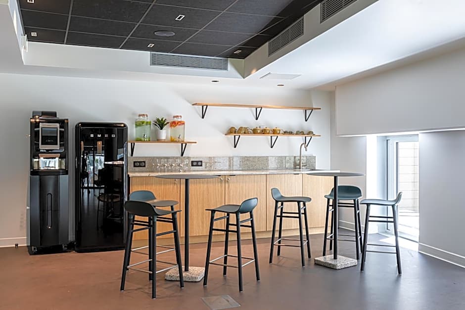 Best Western M-Treize Paris Asnieres