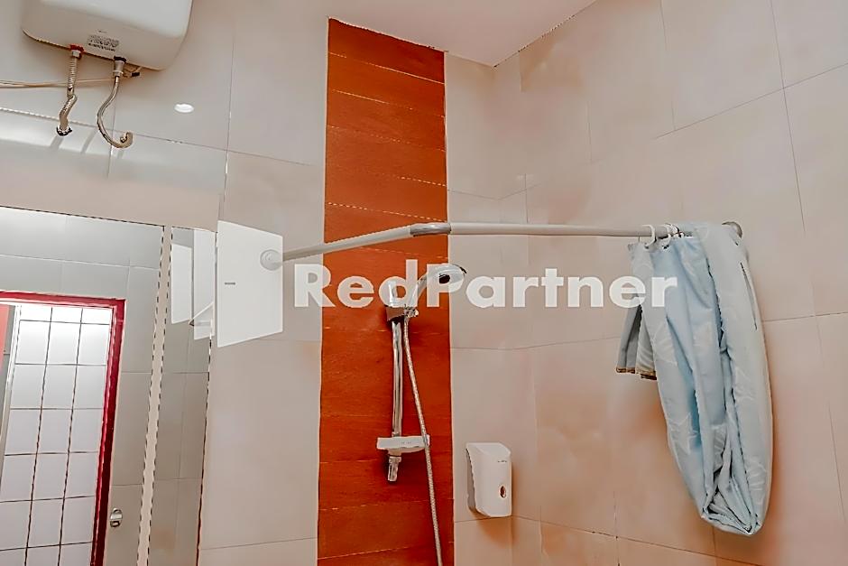 Hotel Wahaha RedPartner – Cirebon, OH