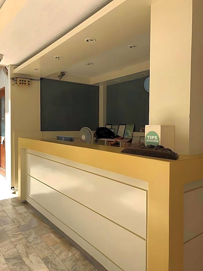 El Nido Beach Hotel