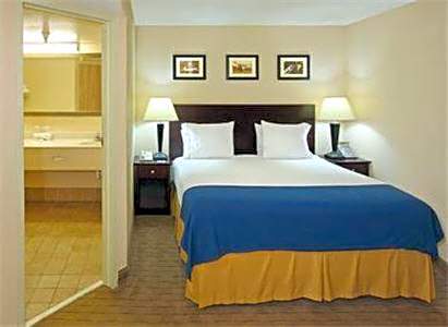 Holiday Inn Express Little Rock-Airport By IHG