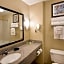 Holiday Inn Express Hotel & Suites Sharon-Hermitage