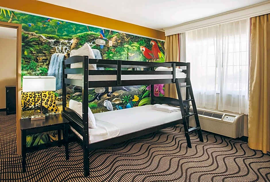 La Quinta Inn & Suites by Wyndham San Diego-Carlsbad
