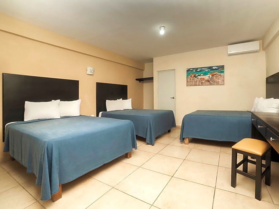 Hotel Puerto Inn